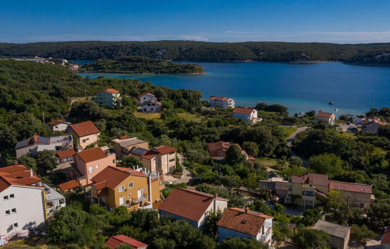 Apartments Makaus Supetarska Draga Zimmer foto